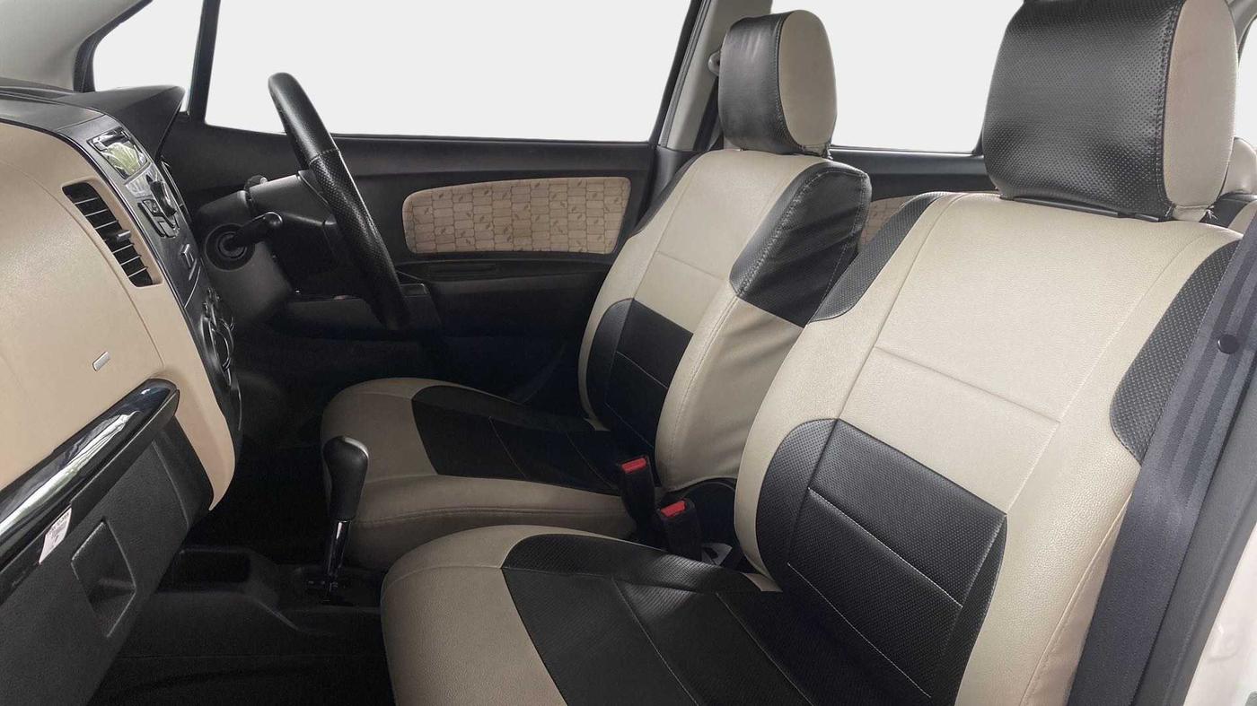 2018 Maruti Wagon R 1.0 VXI AMT, Petrol, Automatic, 35,649 km, Right Side Front Door Cabin