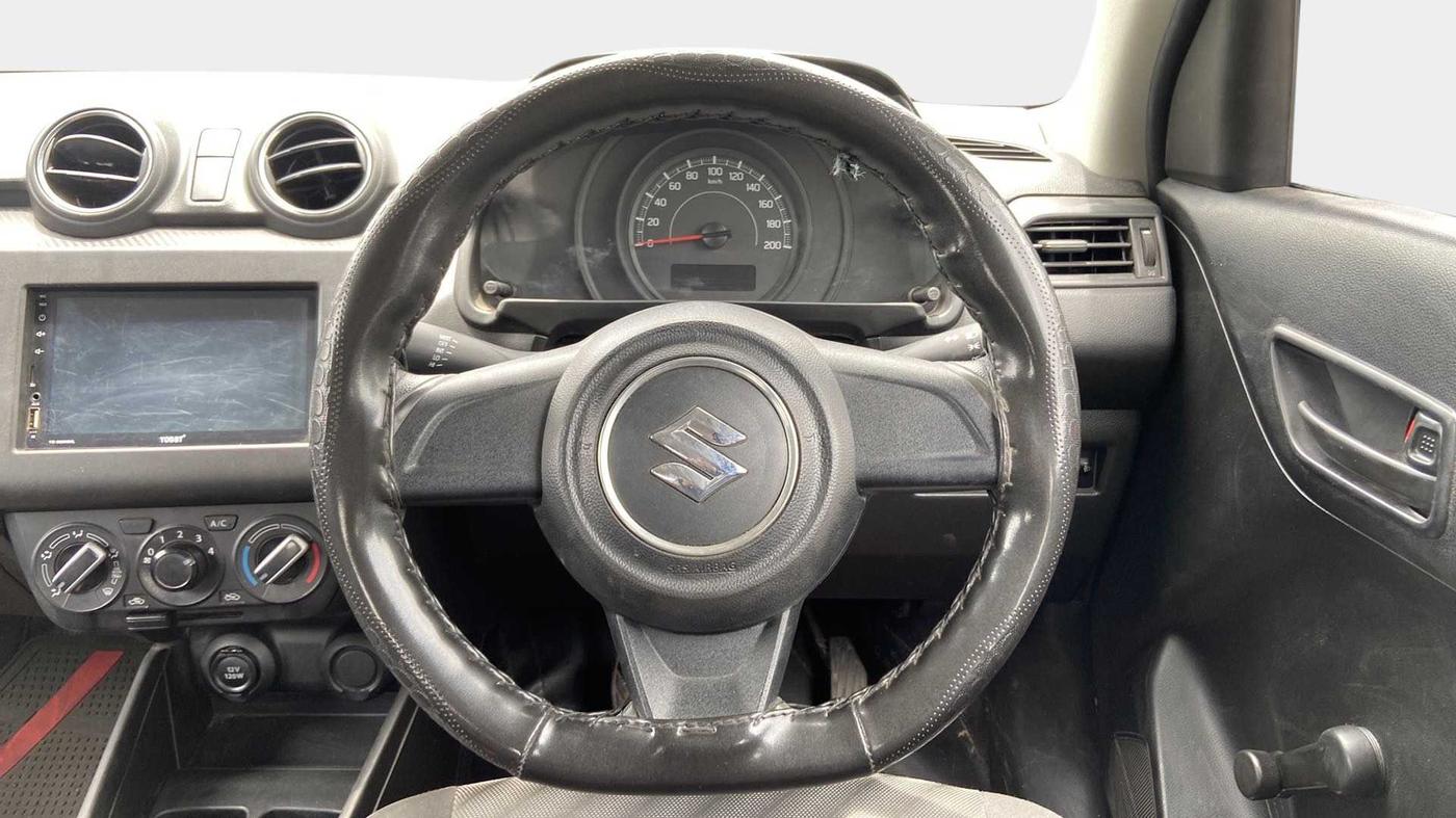 2019 Maruti Swift LXI, Petrol, Manual, 30,138 km, Steering Wheel Close Up
