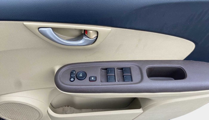 2013 Honda Amaze 1.2L I-VTEC VX AT, CNG, Automatic, 61,826 km, Driver Side Door Panels Control