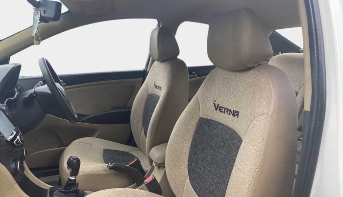 2016 Hyundai Verna 1.6 CRDI SX, Diesel, Manual, Right Side Front Door Cabin