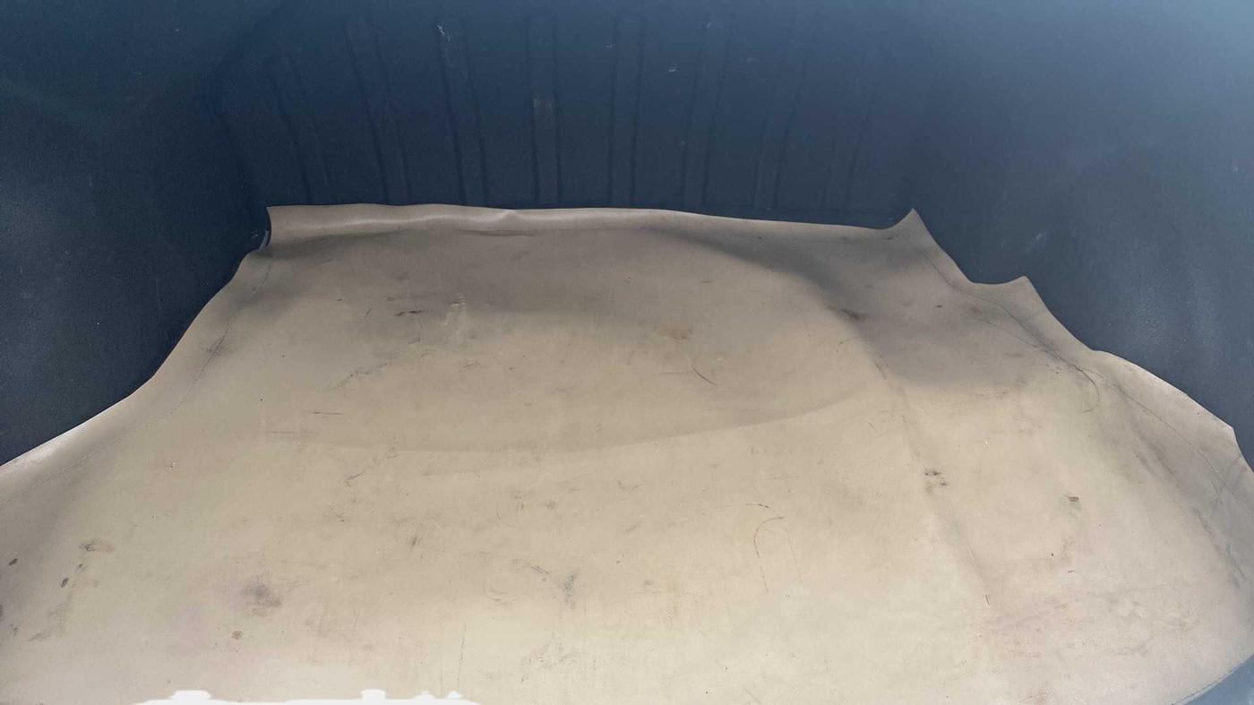 2016 Hyundai Verna 1.6 CRDI SX, Diesel, Manual, Boot Door Open