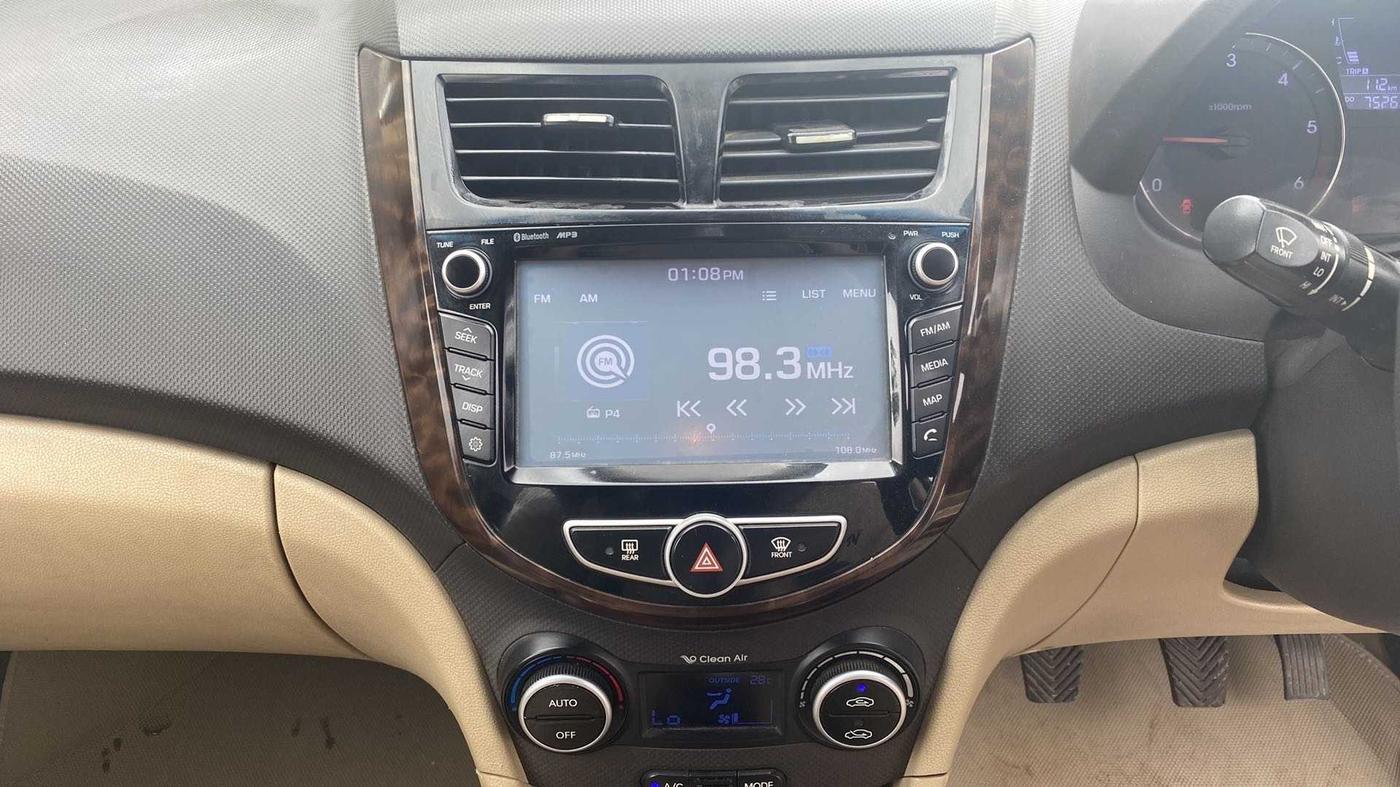 2016 Hyundai Verna 1.6 CRDI SX, Diesel, Manual, Air Conditioner