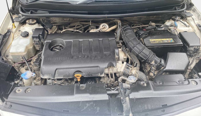2016 Hyundai Verna 1.6 CRDI SX, Diesel, Manual, Open Bonet