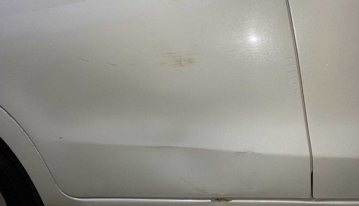 2017 Maruti Celerio ZXI AMT, Petrol, Automatic, 1,07,963 km, Right rear door - Minor scratches