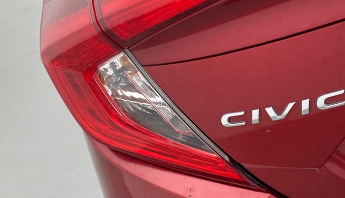 2020 Honda Civic 1.8L I-VTEC ZX CVT, Petrol, Automatic, 28,214 km, Left tail light - Minor damage