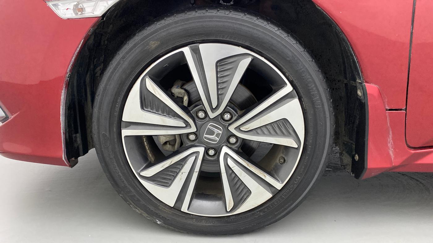 2020 Honda Civic 1.8L I-VTEC ZX CVT, Petrol, Automatic, 28,214 km, Left Front Wheel