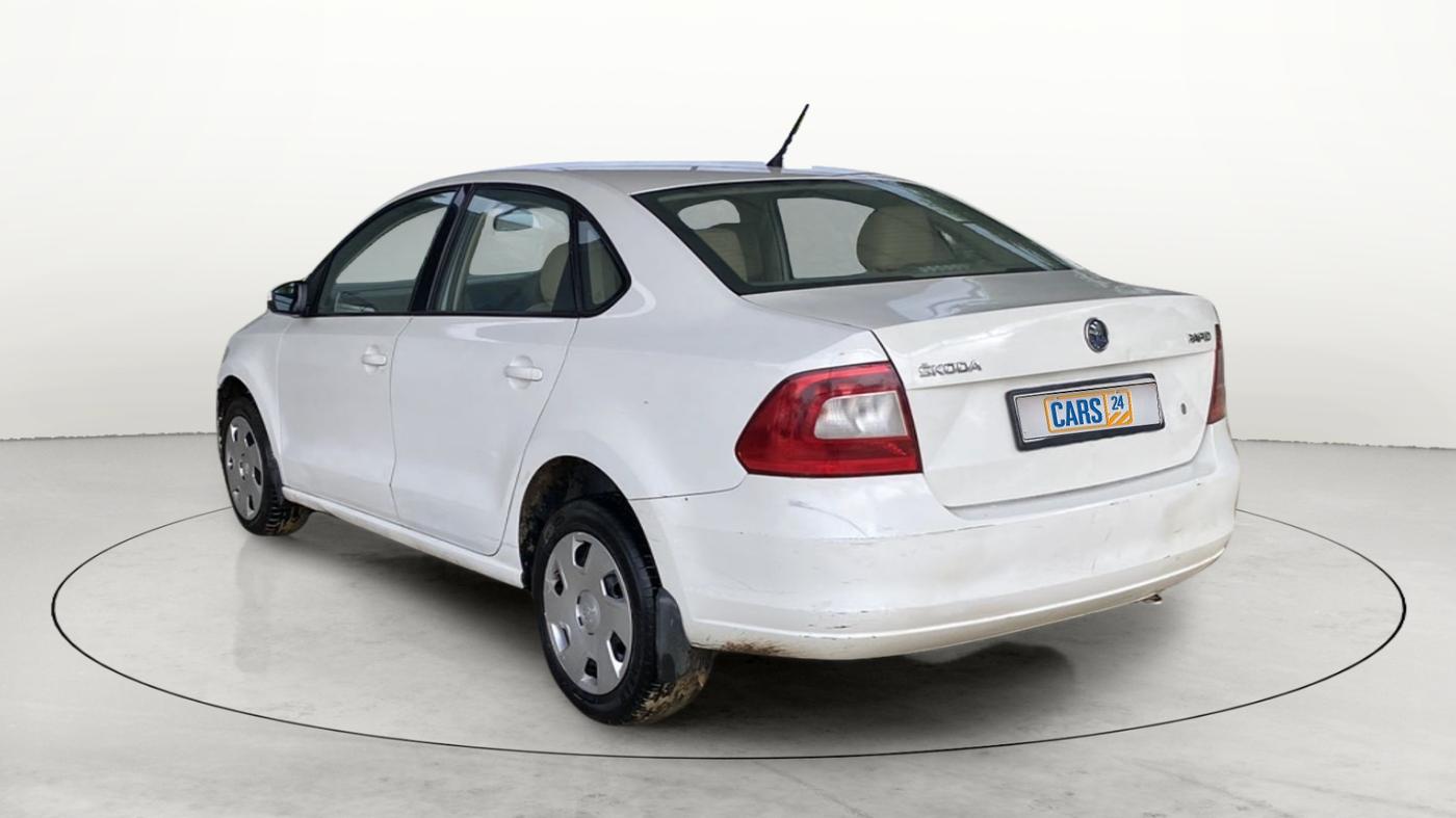 2015 Skoda Rapid 1.5 TDI CR ACTIVE, Diesel, Manual, 1,00,263 km, Left Back Diagonal