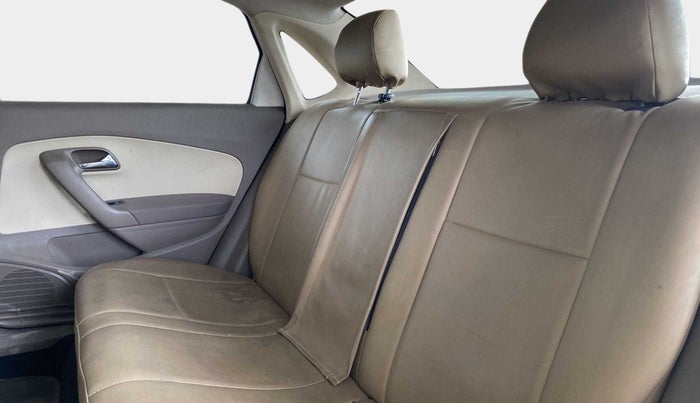 2015 Skoda Rapid 1.5 TDI CR ACTIVE, Diesel, Manual, 1,00,263 km, Right Side Rear Door Cabin