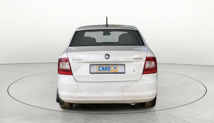 2015 Skoda Rapid 1.5 TDI CR ACTIVE, Diesel, Manual, 1,00,263 km, Back/Rear