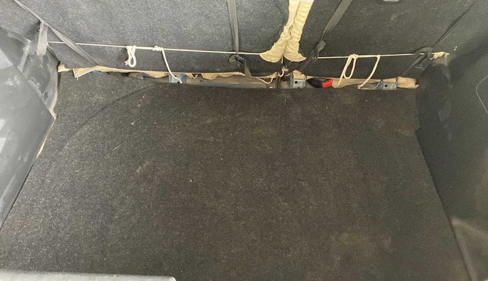 2018 Maruti Baleno DELTA PETROL 1.2, Petrol, Manual, 15,063 km, Boot Inside