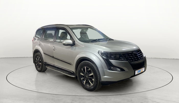 2018 Mahindra XUV500 W11 (O) AT, Diesel, Automatic, 43,761 km, Right Front Diagonal
