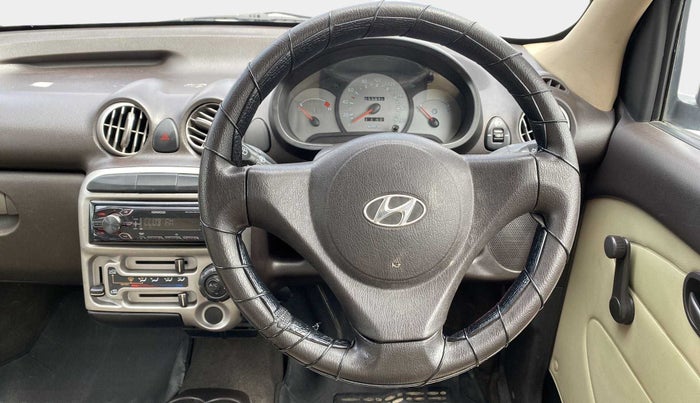 2011 Hyundai Santro Xing GL, Petrol, Manual, 33,952 km, Steering Wheel Close Up