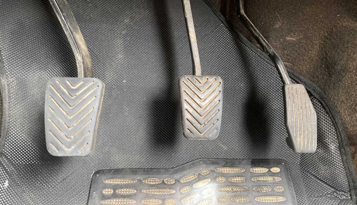 2011 Hyundai Santro Xing GL, Petrol, Manual, 33,952 km, Pedals