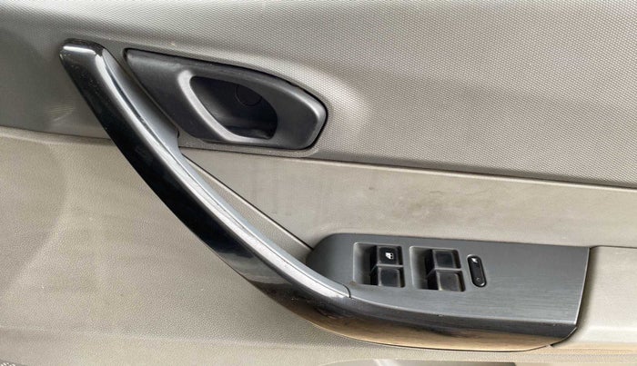 2021 Tata TIGOR XM PETROL, Petrol, Manual, 73,424 km, Driver Side Door Panels Control