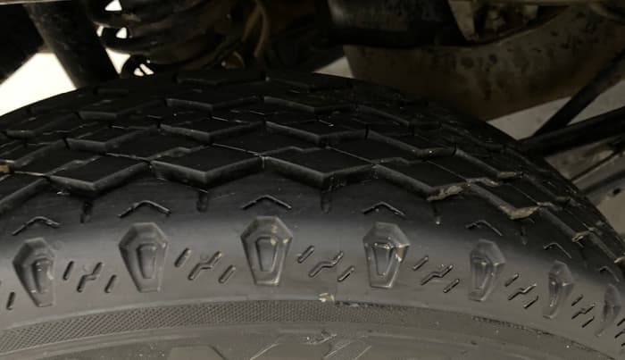 2020 Maruti Eeco 5 STR WITH A/C+HTR, Petrol, Manual, 33,593 km, Right Rear Tyre Tread