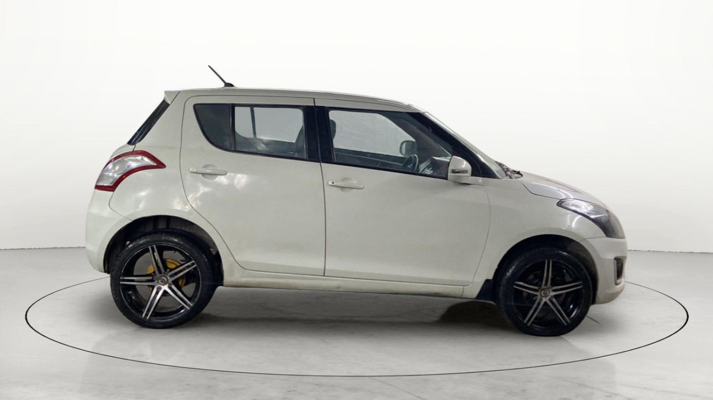 2017 Maruti Swift VXI, Petrol, Manual, 37,368 km, Right Side View