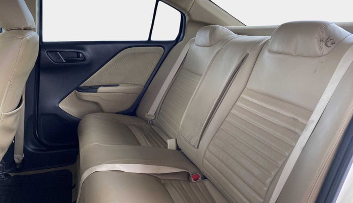 2014 Honda City 1.5L I-VTEC S MT, Petrol, Manual, 70,334 km, Right Side Rear Door Cabin