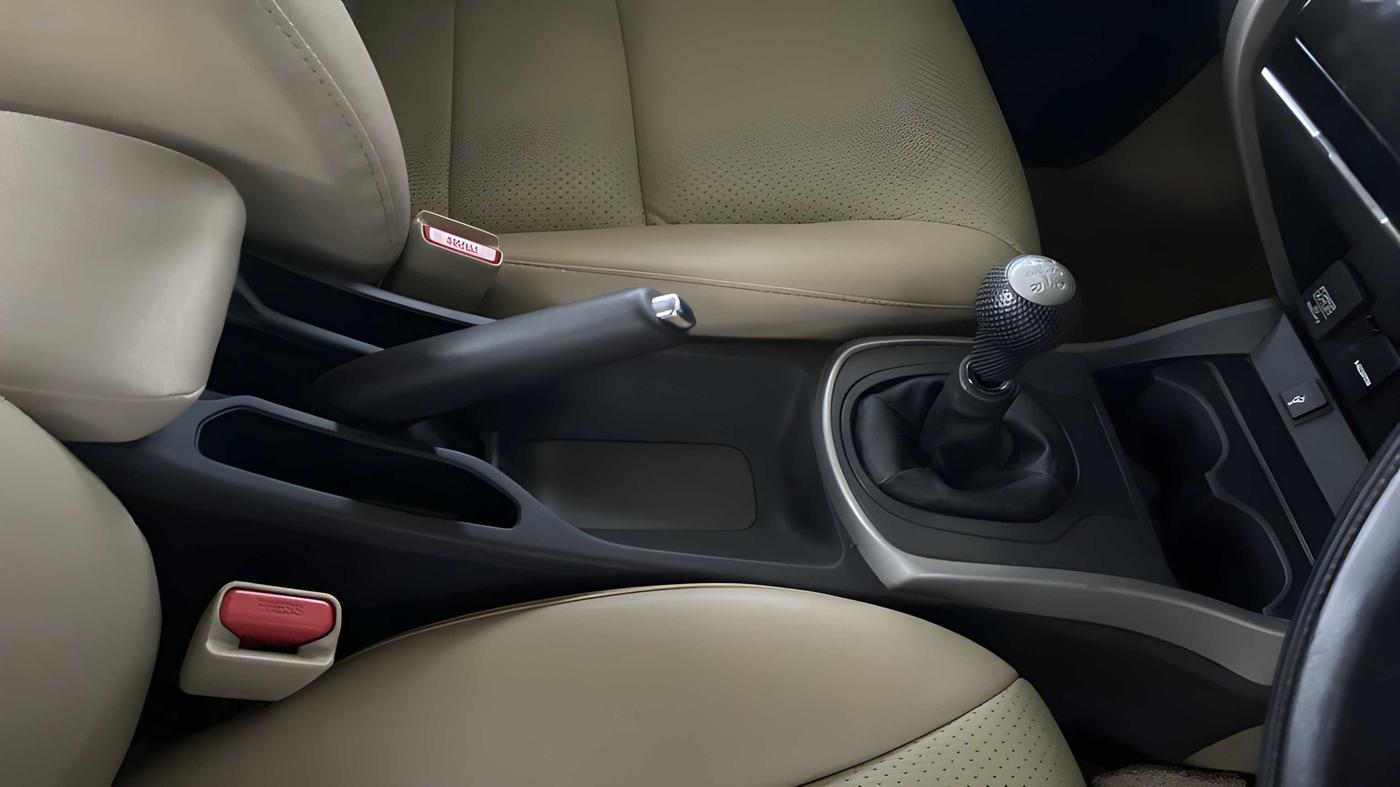 2019 Honda City 1.5L I-VTEC V MT, Petrol, Manual, 38,693 km, Gear Lever