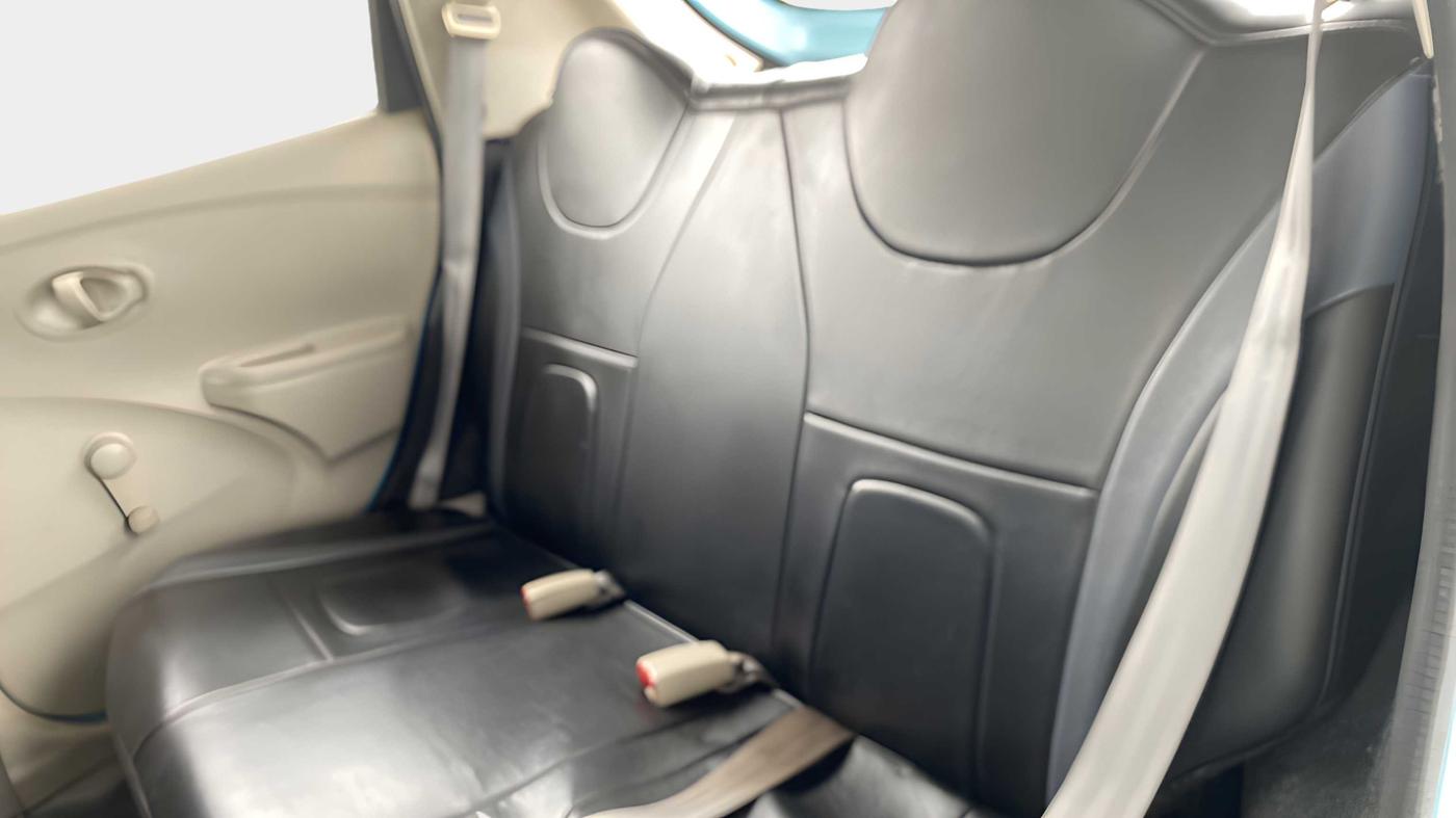 2014 Datsun Go T, Petrol, Manual, 66,599 km, Right Side Rear Door Cabin