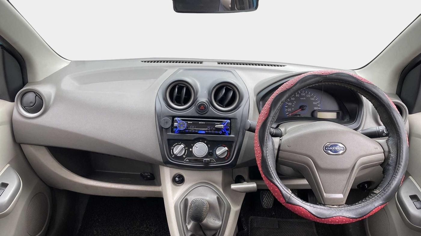 2014 Datsun Go T, Petrol, Manual, 66,599 km, Dashboard