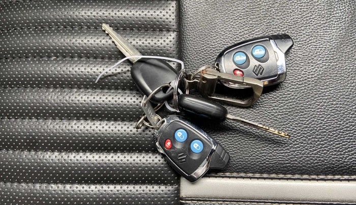 2019 Maruti Alto K10 VXI, Petrol, Manual, 28,315 km, Key Close Up