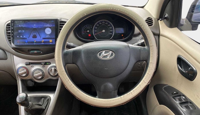 2015 Hyundai i10 MAGNA 1.1, Petrol, Manual, 63,588 km, Steering Wheel Close Up