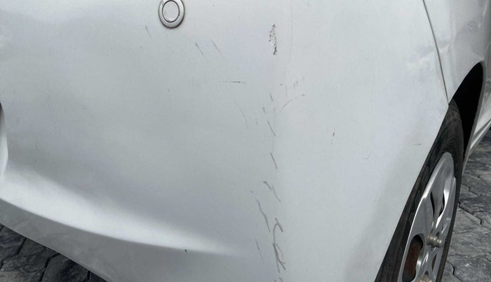 2014 Hyundai Eon MAGNA +, Petrol, Manual, 68,519 km, Rear bumper - Minor scratches