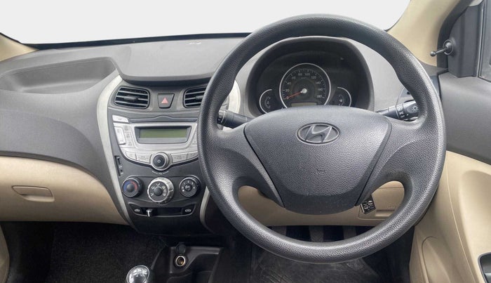 2014 Hyundai Eon MAGNA +, Petrol, Manual, 68,519 km, Steering Wheel Close Up