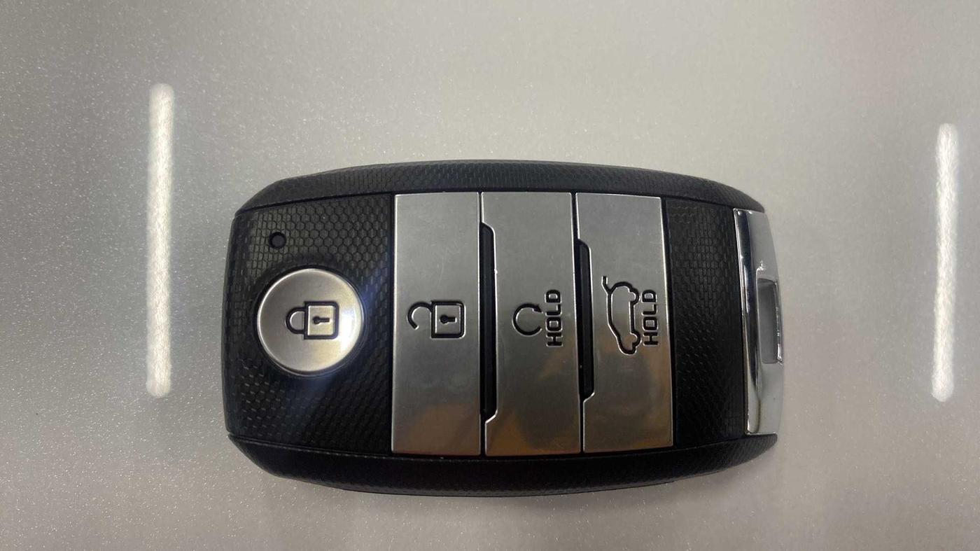 2020 KIA SONET GTX PLUS 1.5 AT, Diesel, Automatic, 70,052 km, Key Close Up