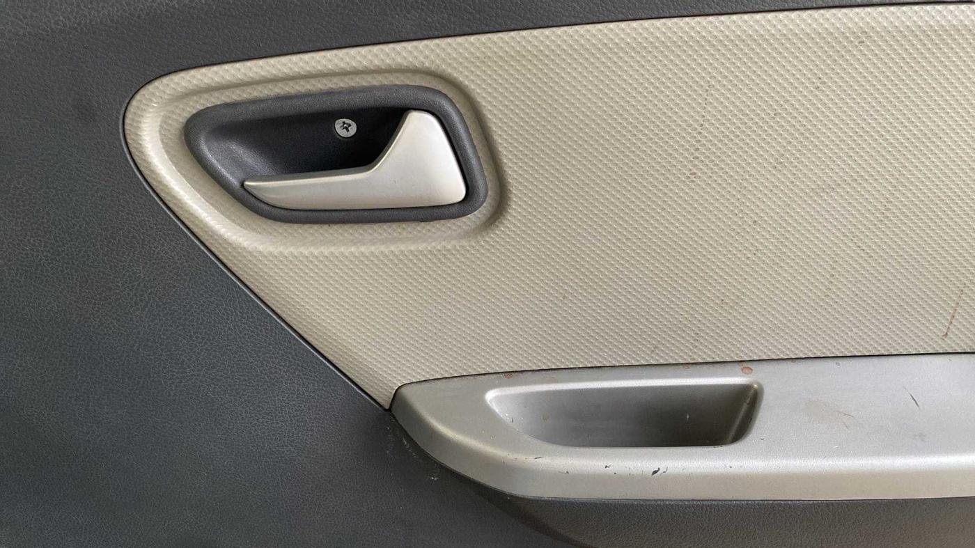 2019 Maruti Alto K10 VXI, Petrol, Manual, 38,658 km, Driver Side Door Panels Control