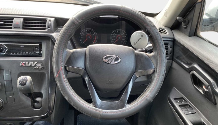 2017 Mahindra KUV 100 NXT K4+ P 6 STR, Petrol, Manual, 68,832 km, Steering Wheel Close Up