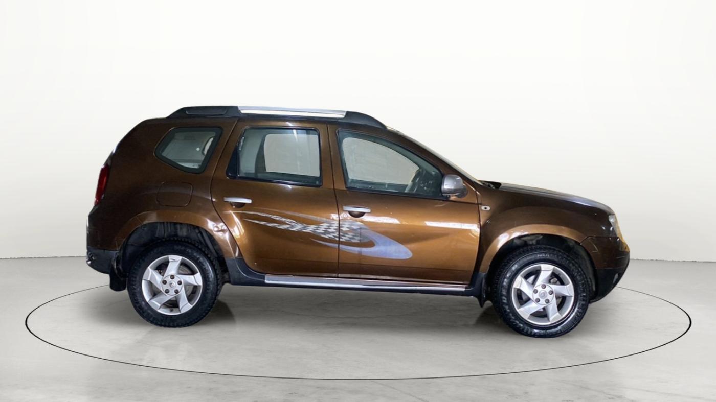 2013 Renault Duster 110 PS RXZ DIESEL, Diesel, Manual, 92,379 km, Right Side