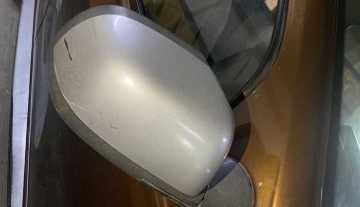 2013 Renault Duster 110 PS RXZ DIESEL, Diesel, Manual, 92,379 km, Right rear-view mirror - Mirror motor not working