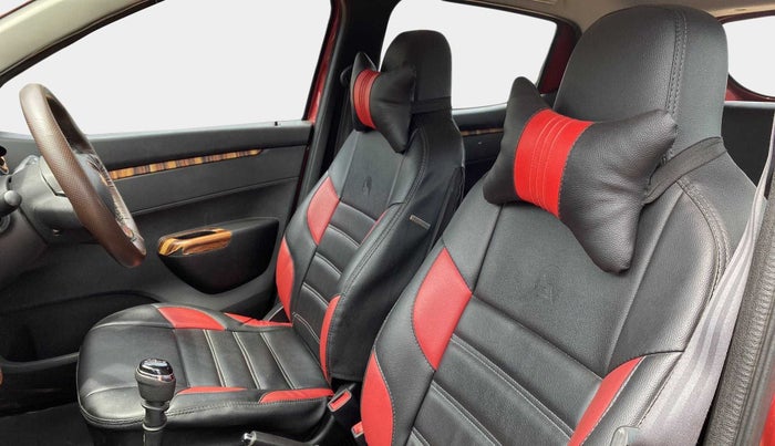 2019 Renault Kwid RXT 1.0 (O), Petrol, Manual, 73,904 km, Right Side Front Door Cabin