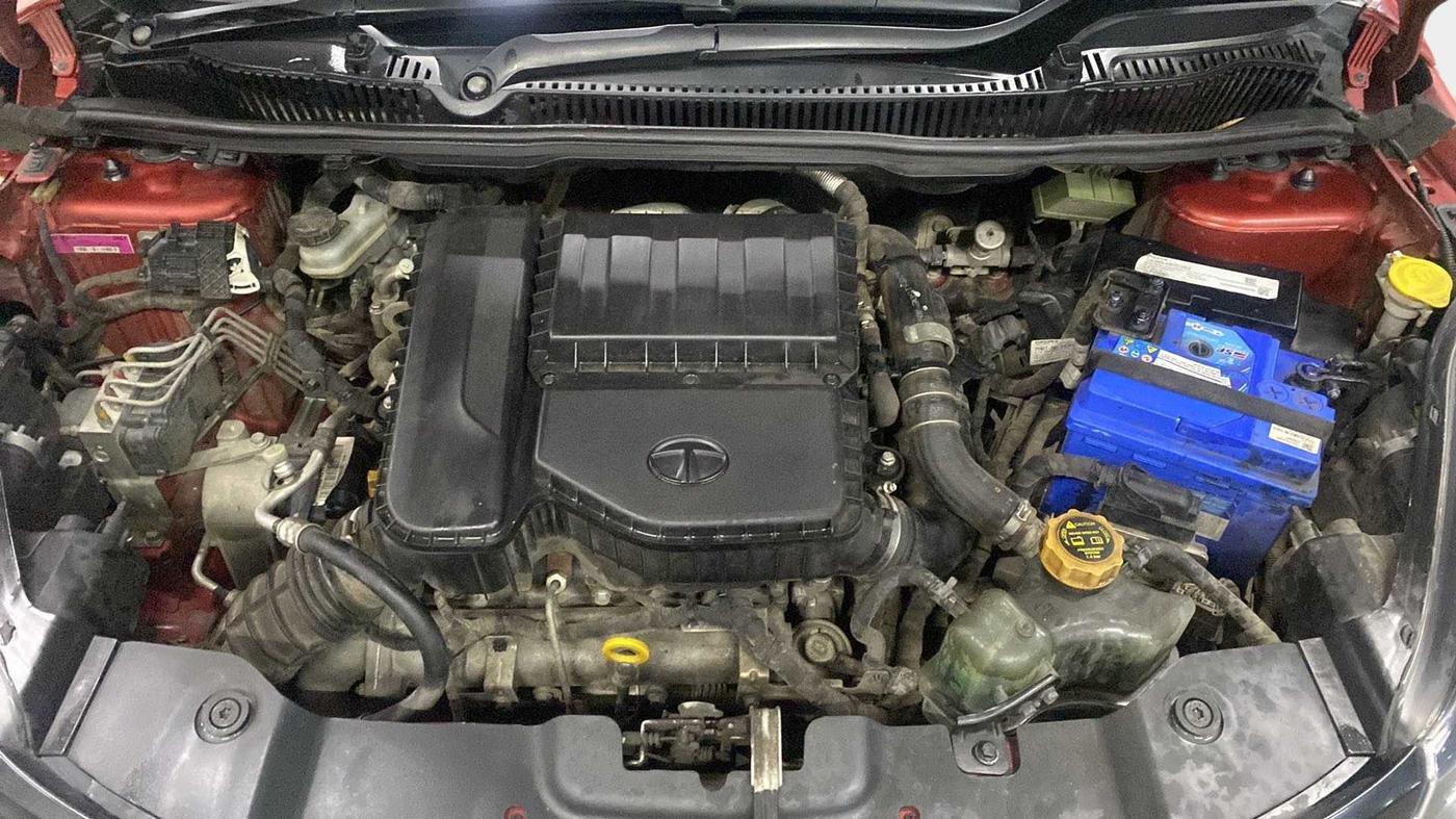 2018 Tata NEXON XZ PLUS DIESEL, Diesel, Manual, 76,105 km, Open Bonet