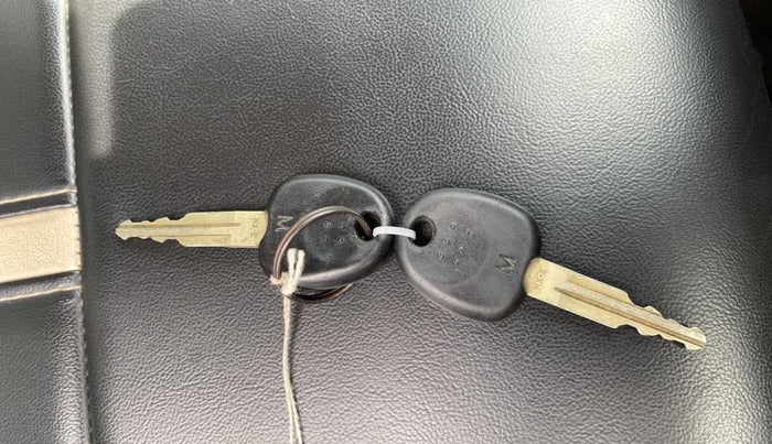 2011 Hyundai Santro Xing GLS, Petrol, Manual, 31,799 km, Key Close Up