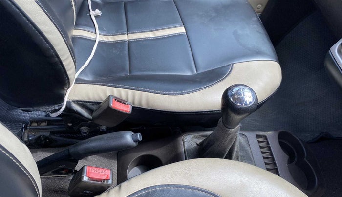 2011 Hyundai Santro Xing GLS, Petrol, Manual, 31,799 km, Gear Lever