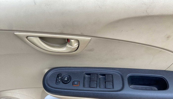 2015 Honda Brio S MT, Petrol, Manual, 1,20,127 km, Driver Side Door Panels Control
