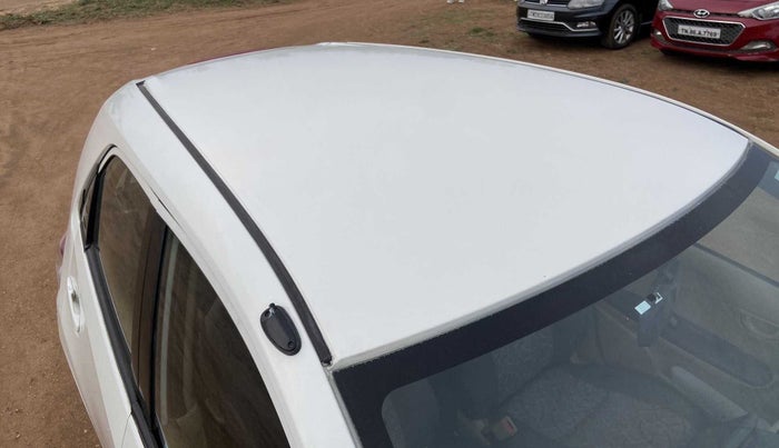 2015 Honda Brio S MT, Petrol, Manual, 1,20,127 km, Roof - Roof damaged/repaired