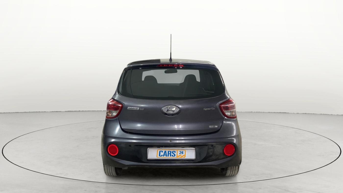 2017 Hyundai Grand i10 SPORTZ AT 1.2 KAPPA VTVT, Petrol, Automatic, 36,867 km, Back/Rear