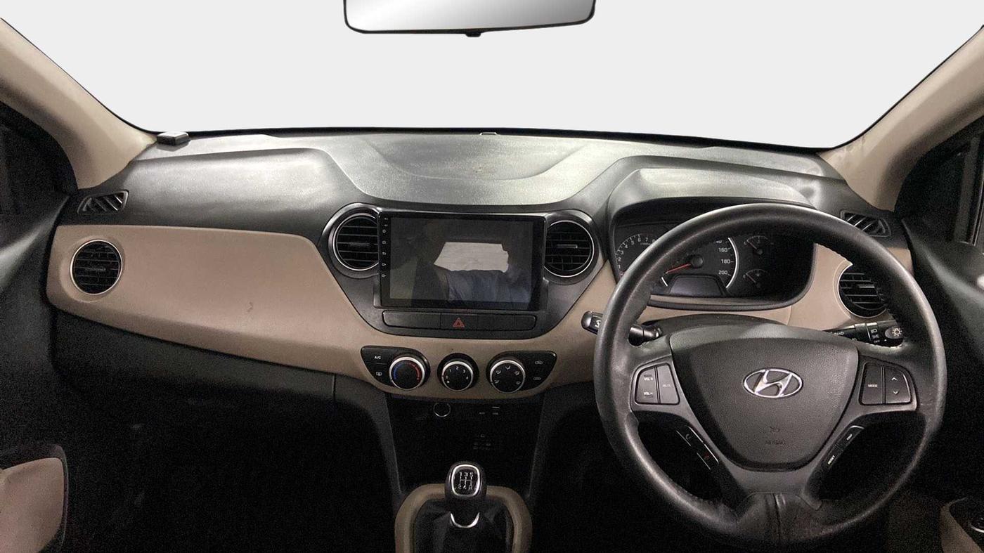 2017 Hyundai Grand i10 SPORTZ AT 1.2 KAPPA VTVT, Petrol, Automatic, 36,867 km, Dashboard