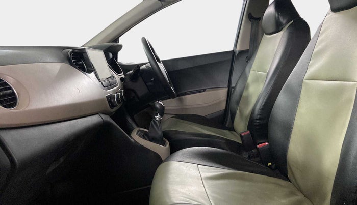 2017 Hyundai Grand i10 SPORTZ AT 1.2 KAPPA VTVT, Petrol, Automatic, 36,867 km, Right Side Front Door Cabin