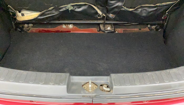 2012 Maruti Ritz VDI, Diesel, Manual, 97,419 km, Boot Inside