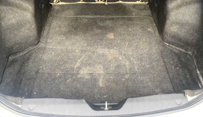 2015 Maruti Ciaz ZDI+, Diesel, Manual, 84,617 km, Boot Inside