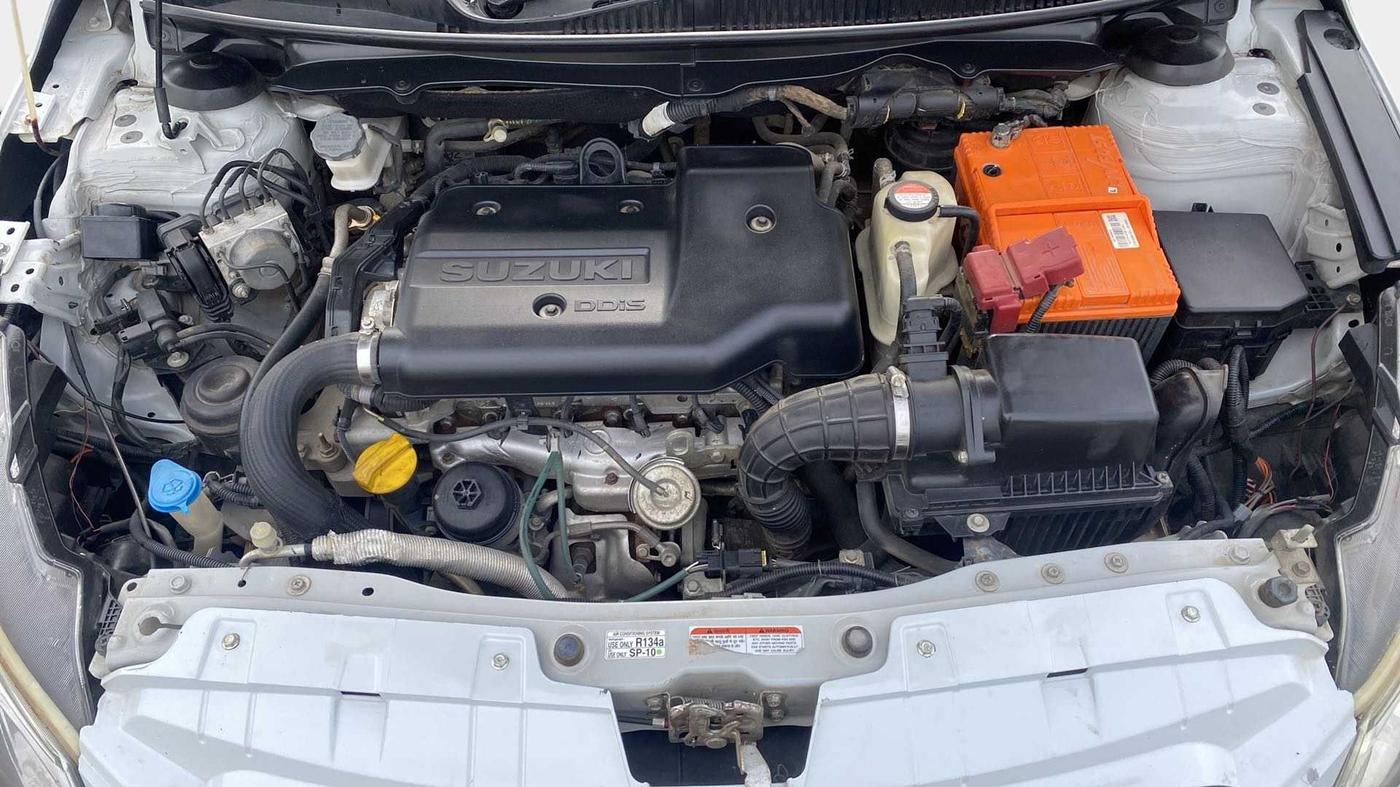 2015 Maruti Ciaz ZDI+, Diesel, Manual, 84,617 km, Open Bonet