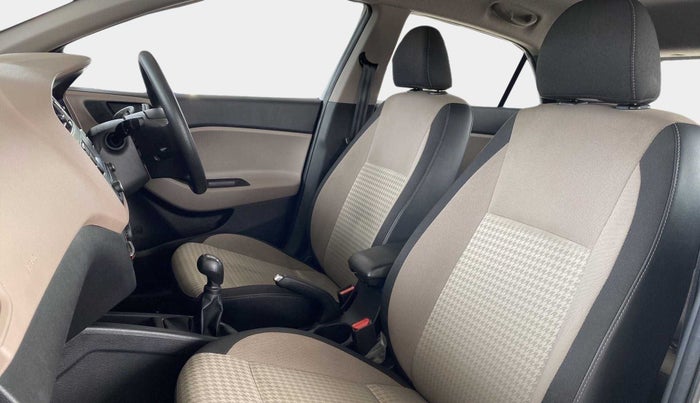 2020 Hyundai Elite i20 MAGNA PLUS 1.2, Petrol, Manual, 28,342 km, Right Side Front Door Cabin