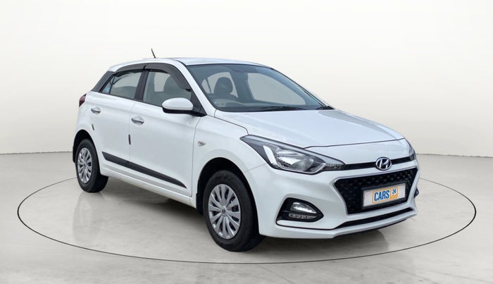 2020 Hyundai Elite i20 MAGNA PLUS 1.2, Petrol, Manual, 28,342 km, Right Front Diagonal