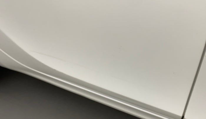 2017 Tata Tiago XZ PETROL, Petrol, Manual, 65,410 km, Right rear door - Minor scratches