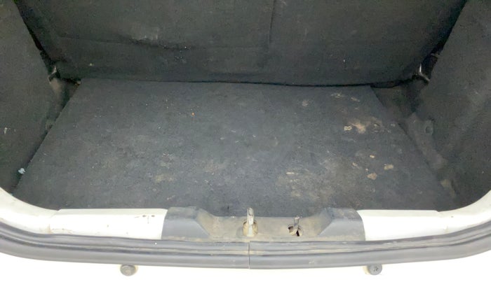 2017 Tata Tiago XZ PETROL, Petrol, Manual, 65,410 km, Boot Inside