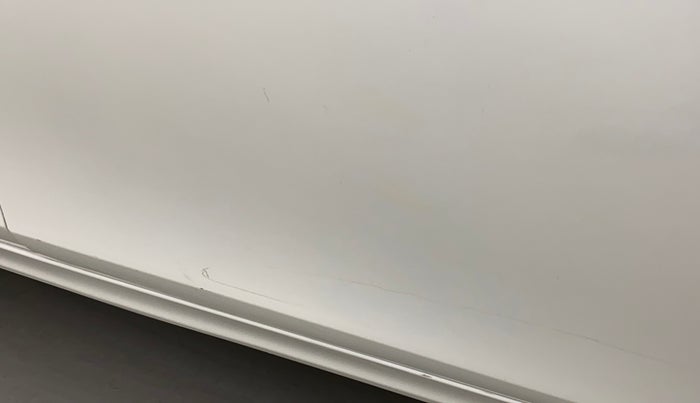 2017 Tata Tiago XZ PETROL, Petrol, Manual, 65,410 km, Driver-side door - Minor scratches